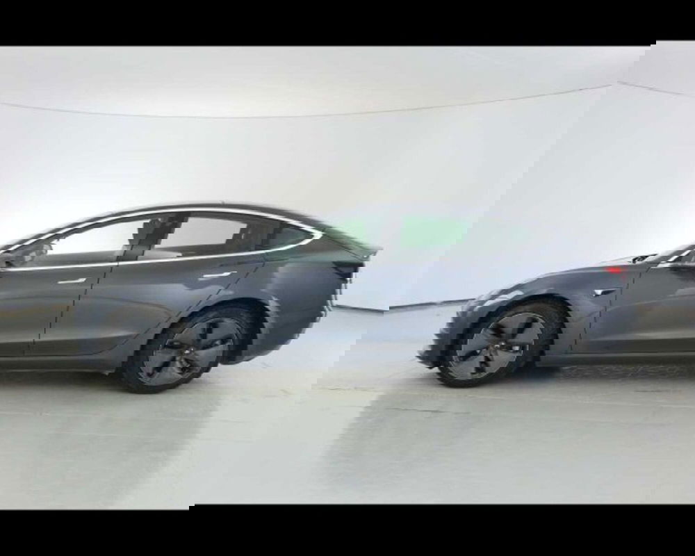 Tesla Model 3 usata a Bologna (3)