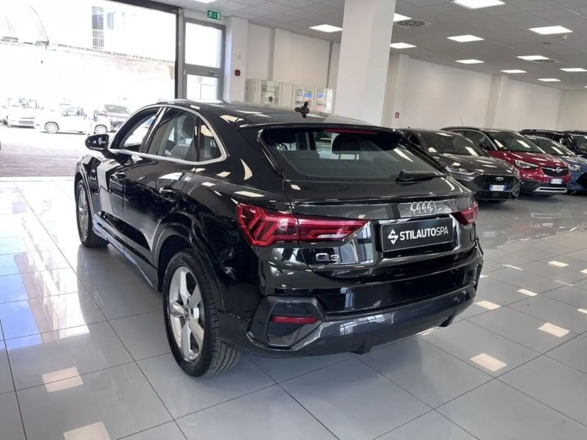 Audi Q3 Sportback usata a Prato (4)