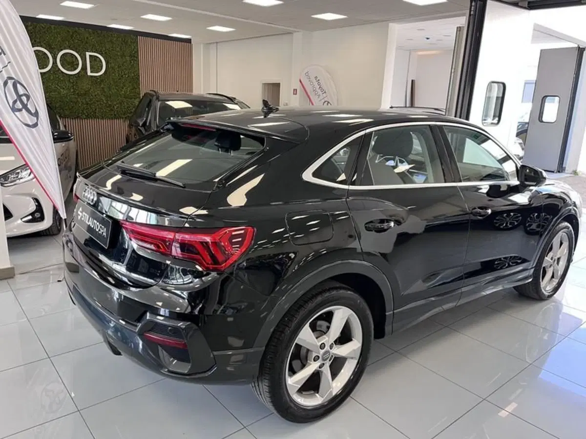 Audi Q3 Sportback usata a Prato (6)