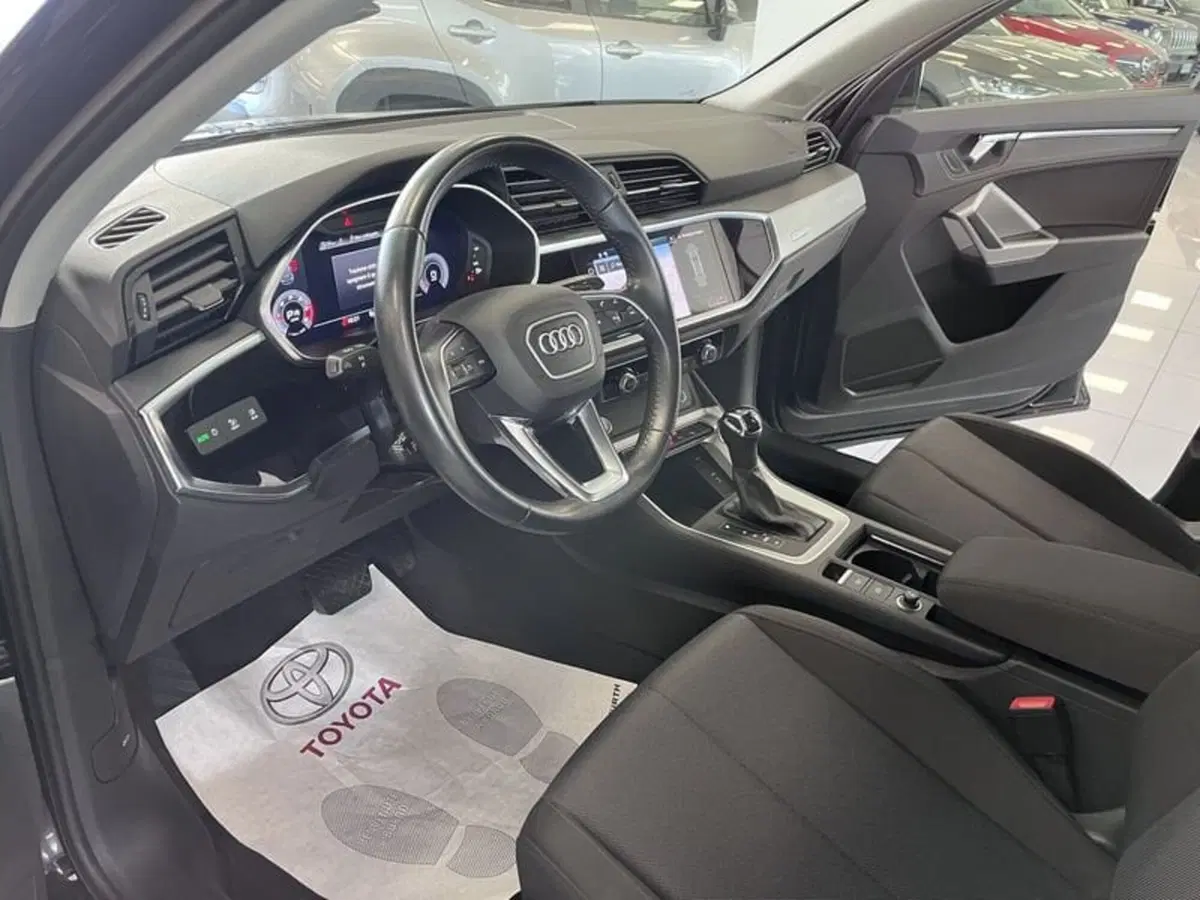 Audi Q3 Sportback usata a Prato (7)