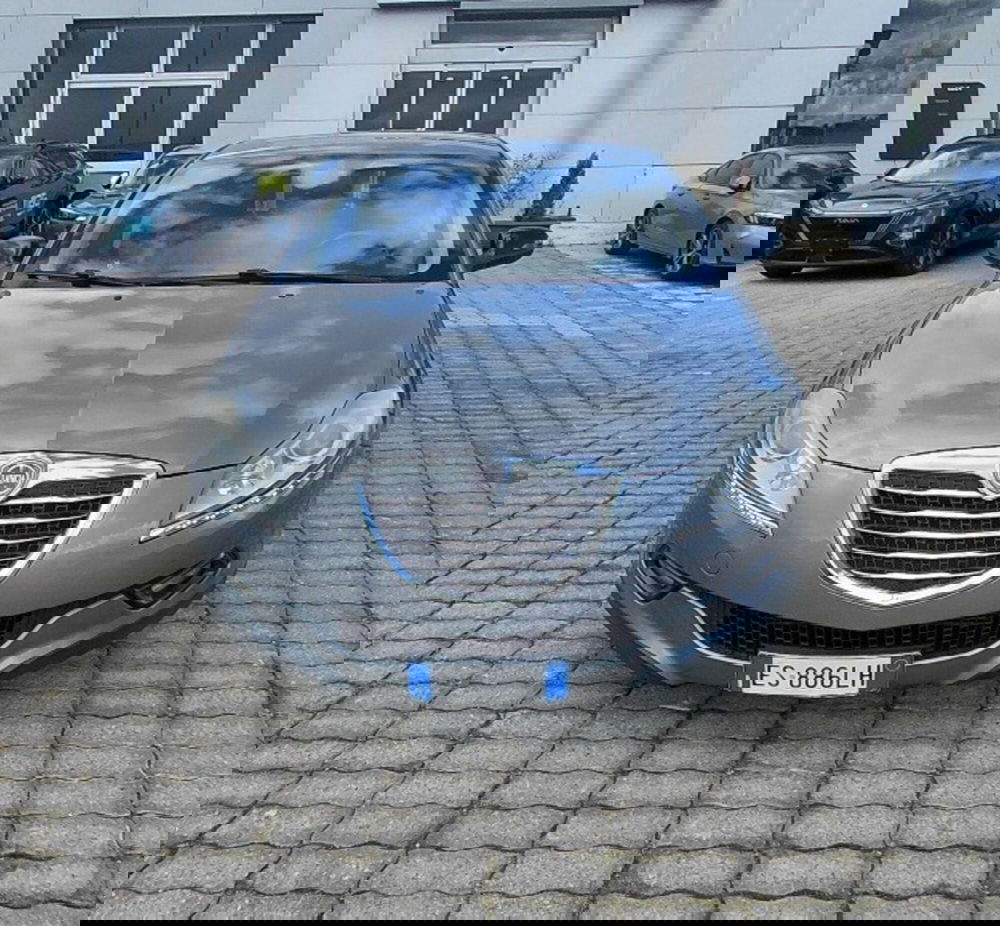 Lancia Delta usata a Cosenza (2)