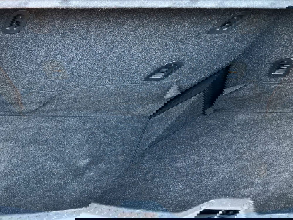 Lancia Ypsilon usata a Sondrio (11)