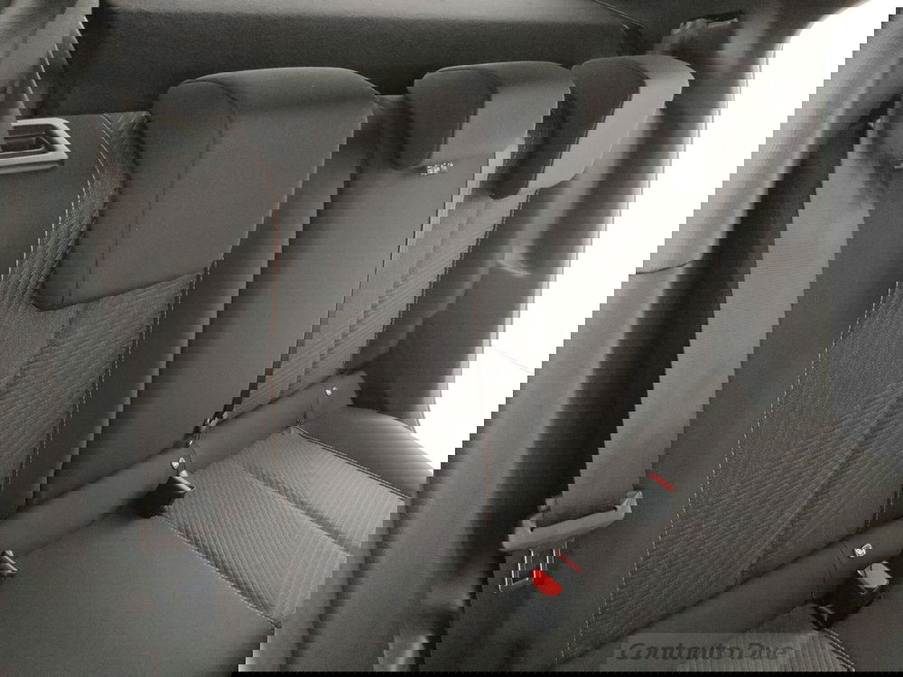 Peugeot 2008 nuova a Caserta (10)
