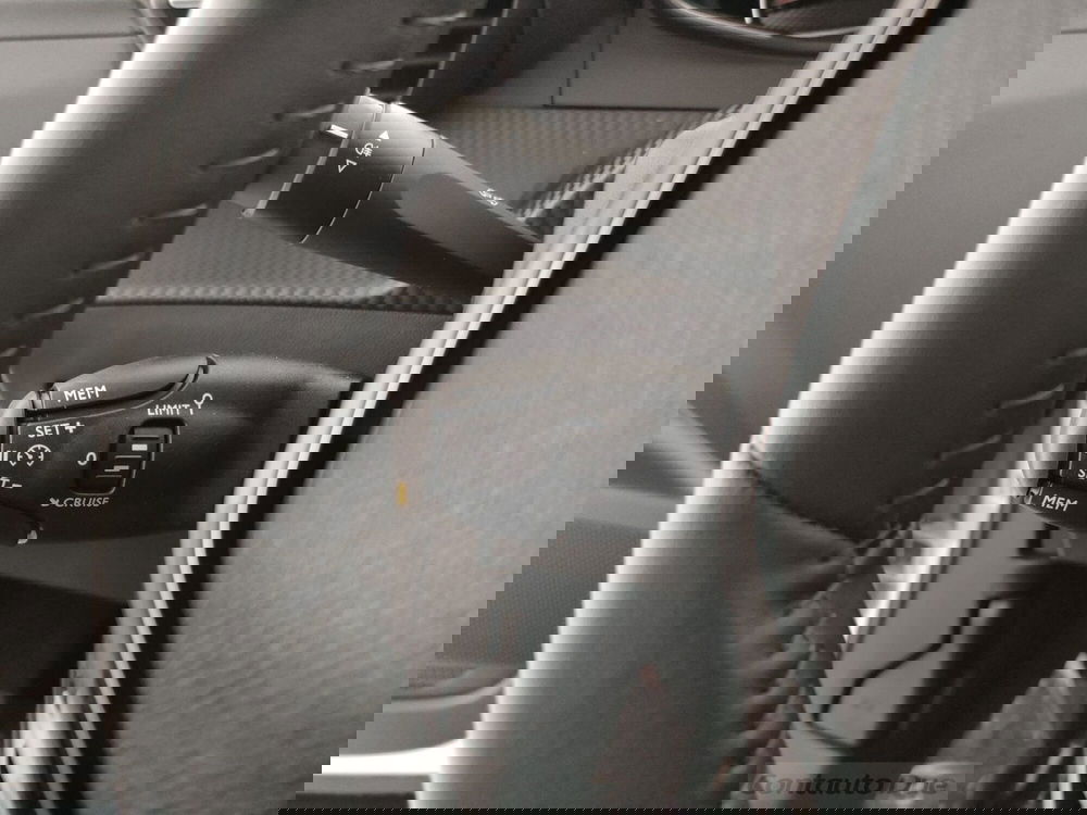 Peugeot 2008 nuova a Caserta (20)