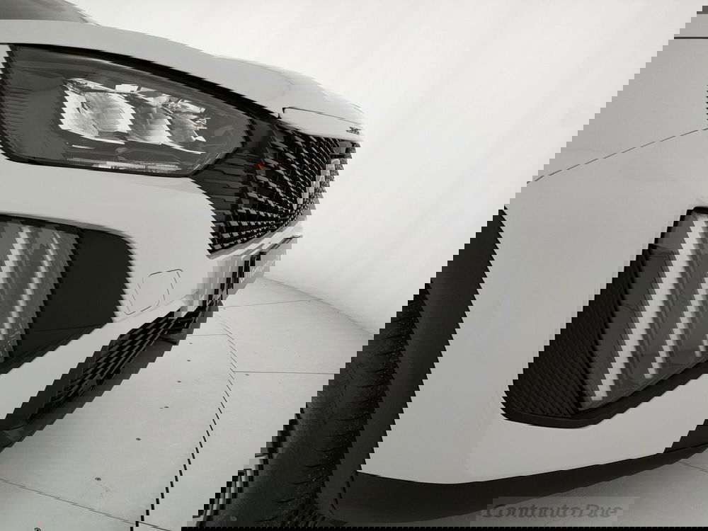 Peugeot 2008 nuova a Caserta (8)