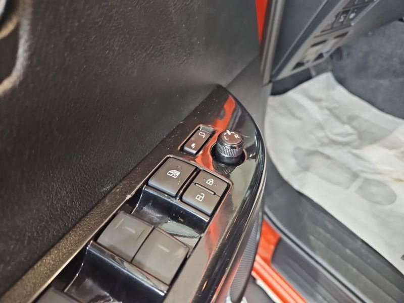 Toyota Hilux nuova a Vicenza (12)