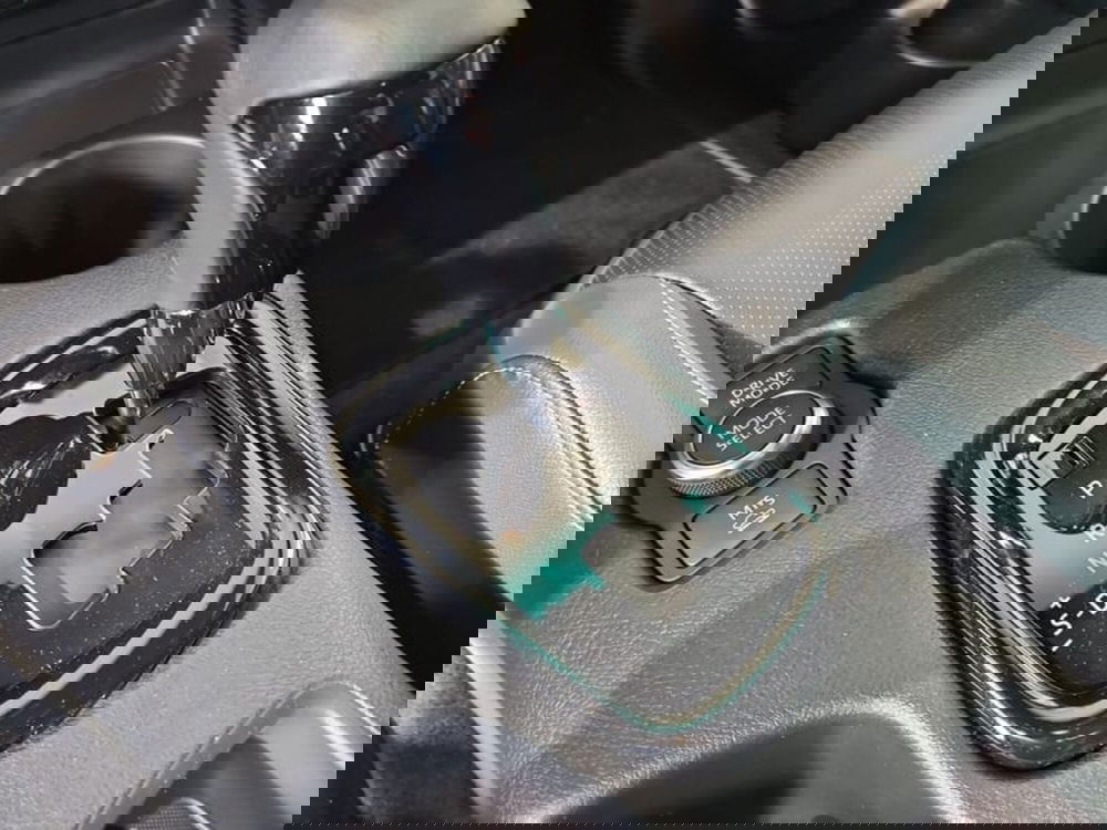 Toyota Hilux nuova a Vicenza (16)