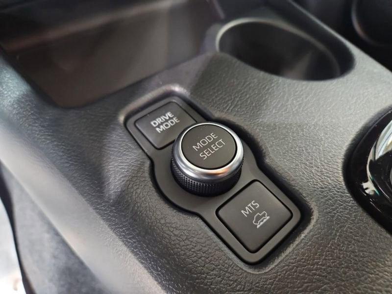 Toyota Hilux nuova a Vicenza (17)