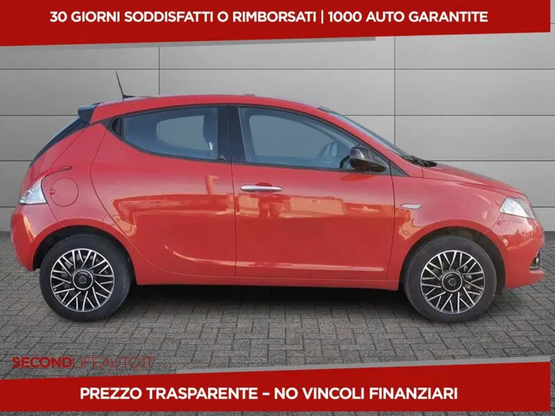 Lancia Ypsilon usata a Chieti (3)