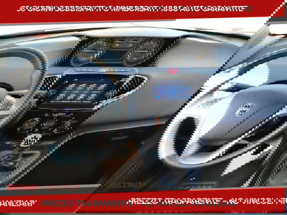 Lancia Ypsilon usata a Chieti (9)