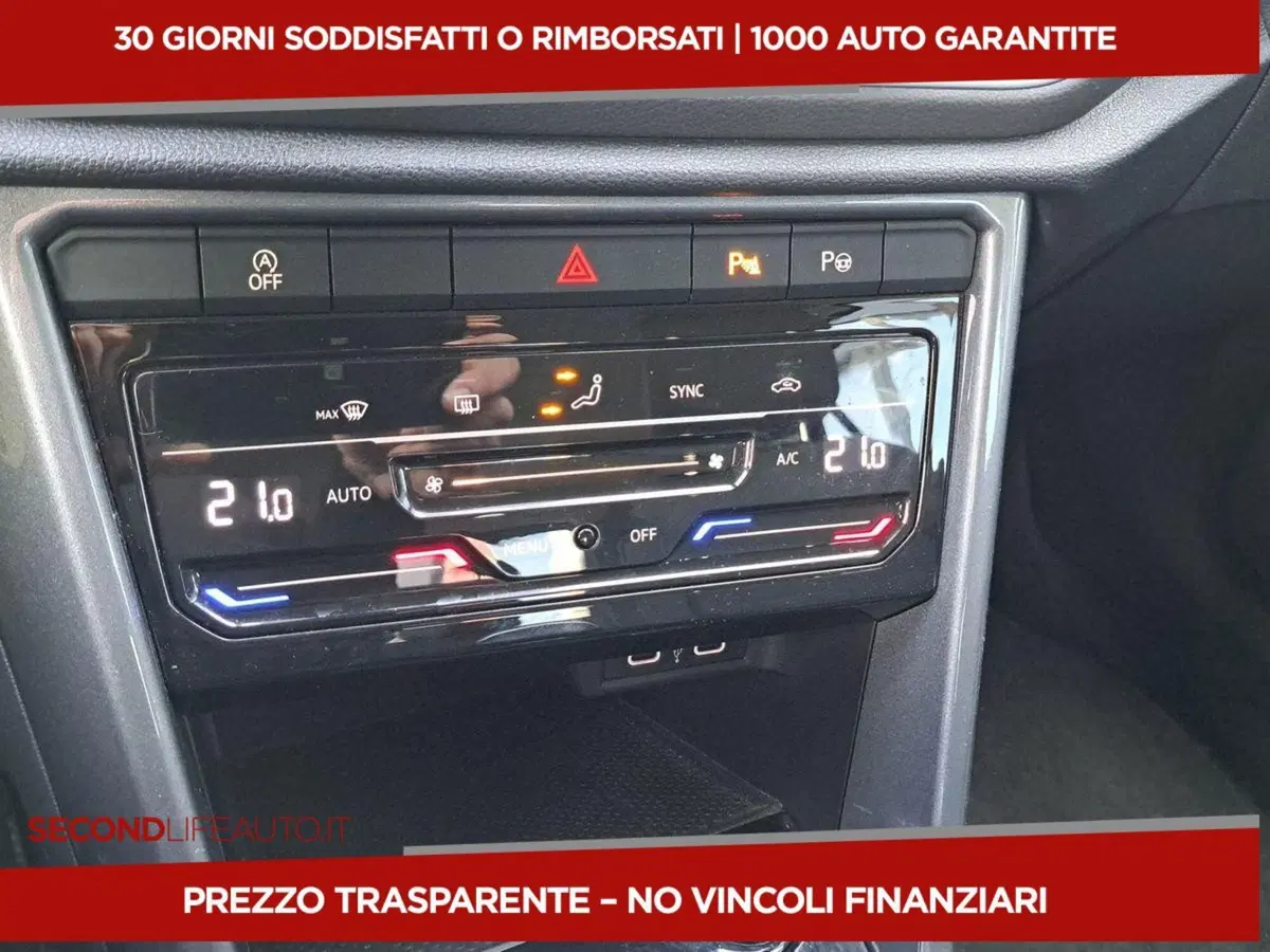 Volkswagen T-Roc usata a Chieti (12)