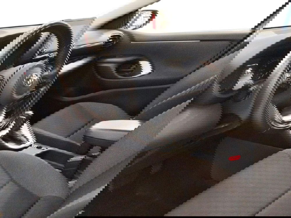Toyota Yaris usata a Roma (7)