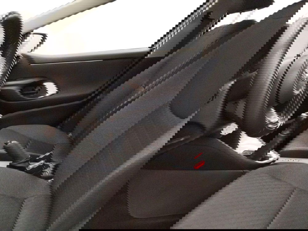 Toyota Yaris usata a Roma (16)