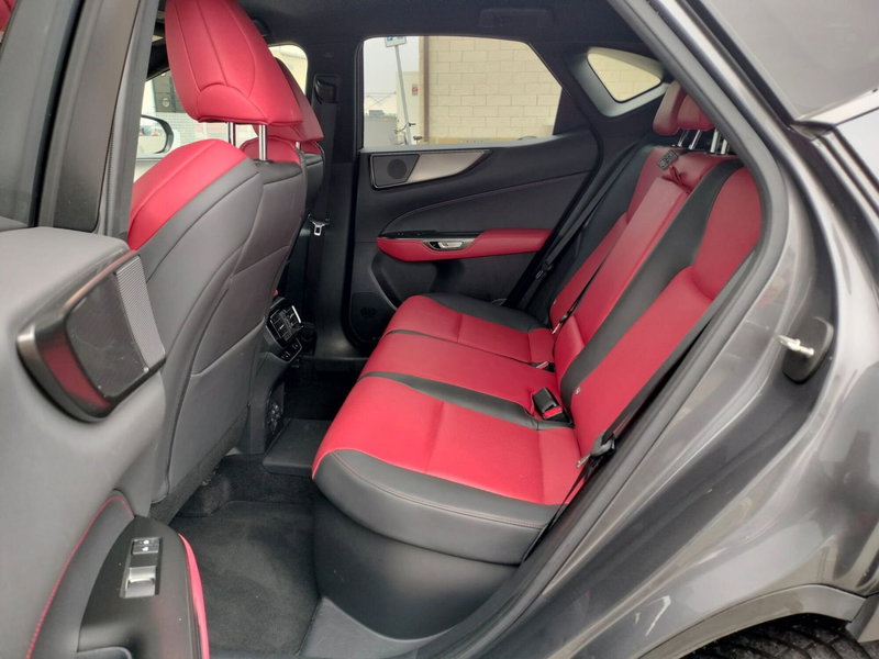 Lexus NX usata a Modena (15)