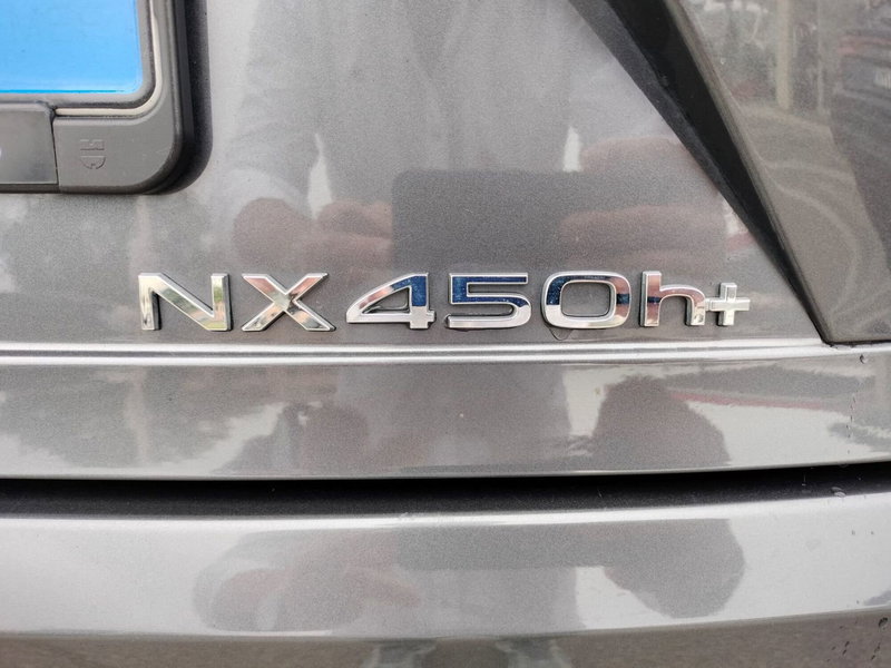 Lexus NX usata a Modena (17)