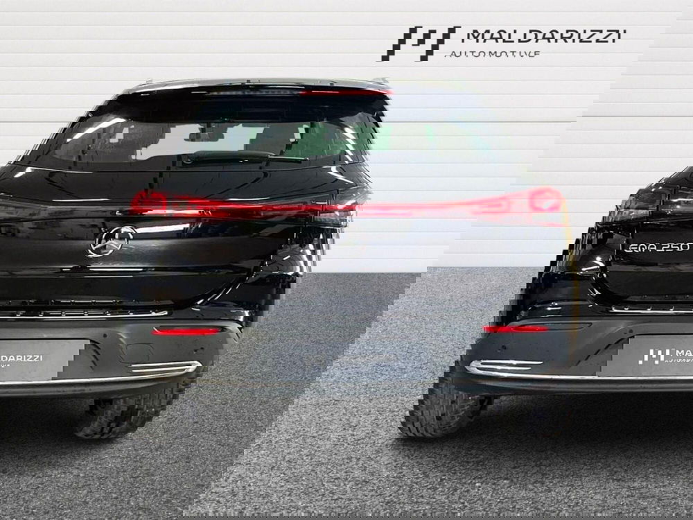 Mercedes-Benz EQA usata a Lecce (3)