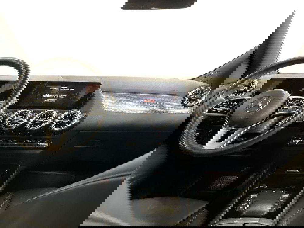 Mercedes-Benz EQA usata a Lecce (8)