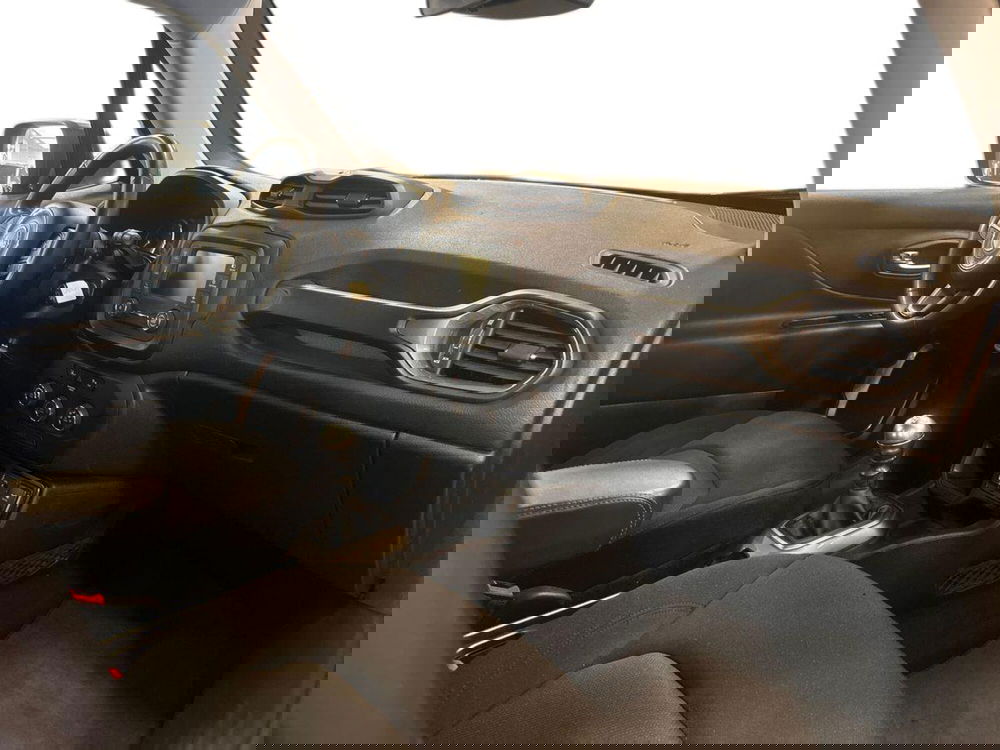 Jeep Renegade usata a Bari (15)