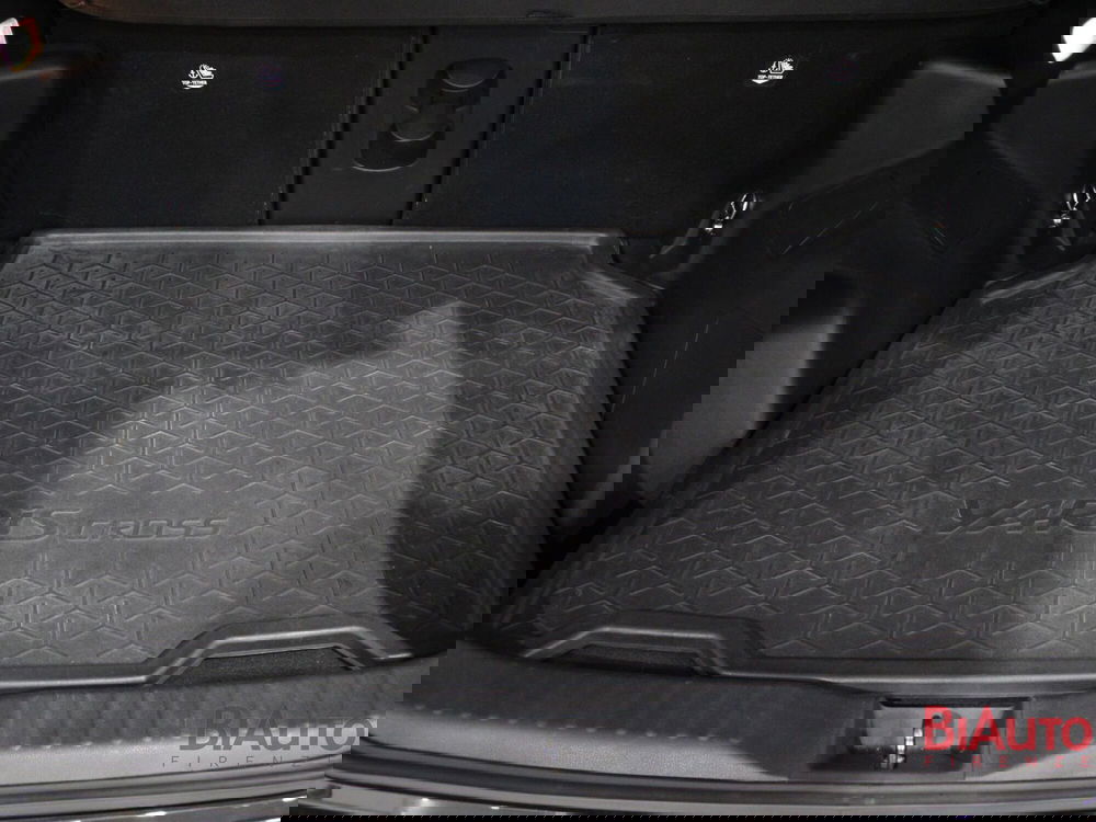 Toyota Yaris Cross usata a Firenze (9)