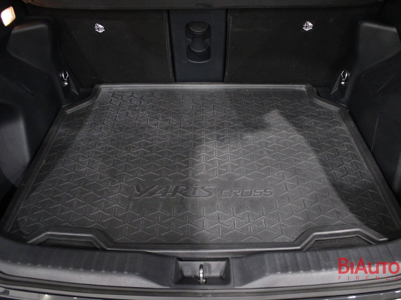 Toyota Yaris Cross usata a Firenze (9)