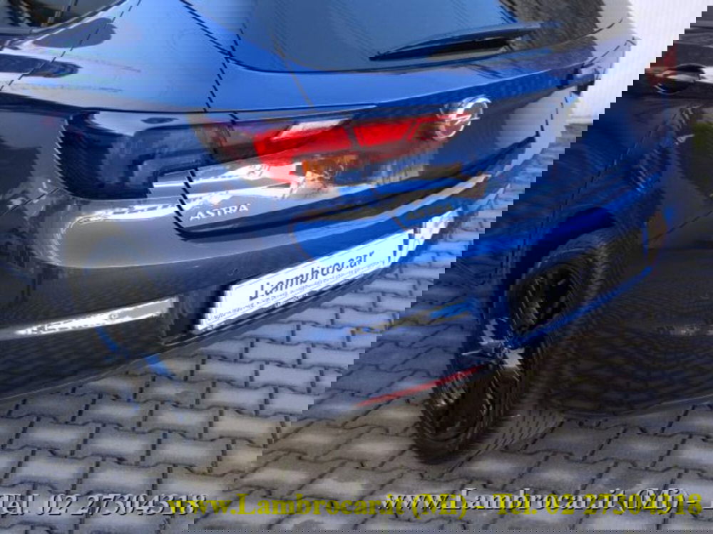 Opel Astra usata a Milano (14)