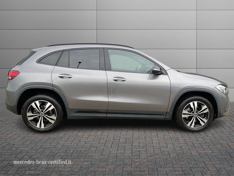 Mercedes-Benz GLA SUV usata a Macerata (5)