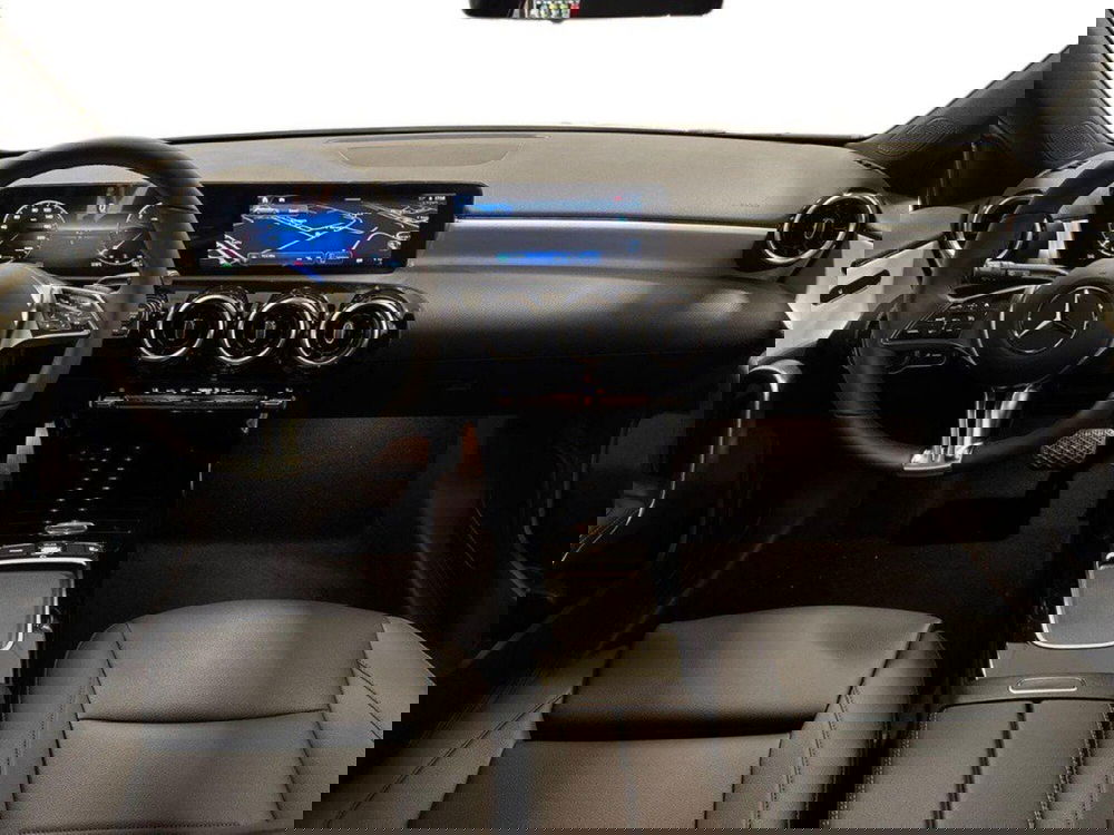 Mercedes-Benz Classe A Sedan nuova a Macerata (10)