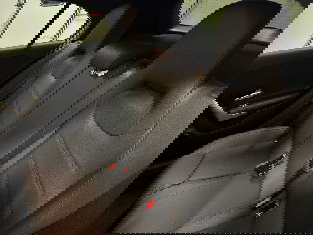 Mercedes-Benz Classe A Sedan nuova a Macerata (13)