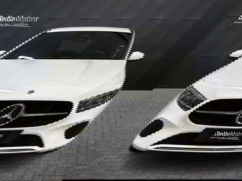 Mercedes-Benz Classe A Sedan nuova a Macerata (6)