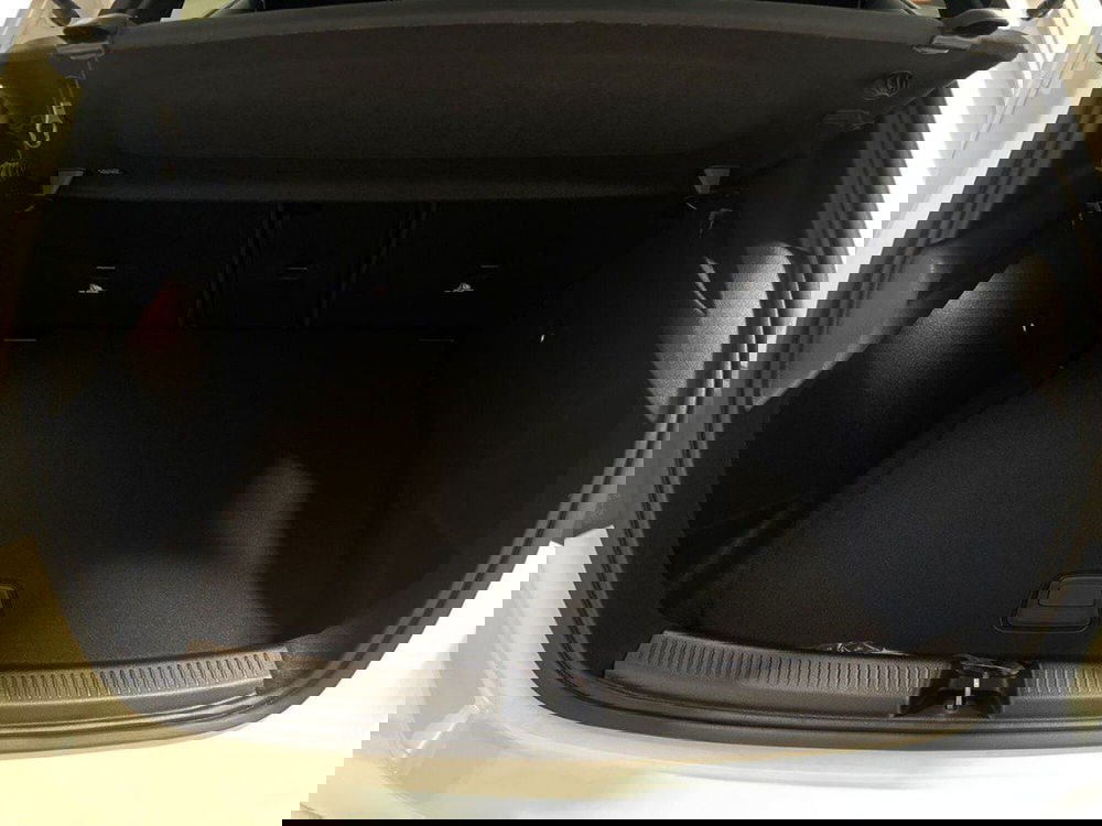 Mercedes-Benz Classe A Sedan nuova a Macerata (7)