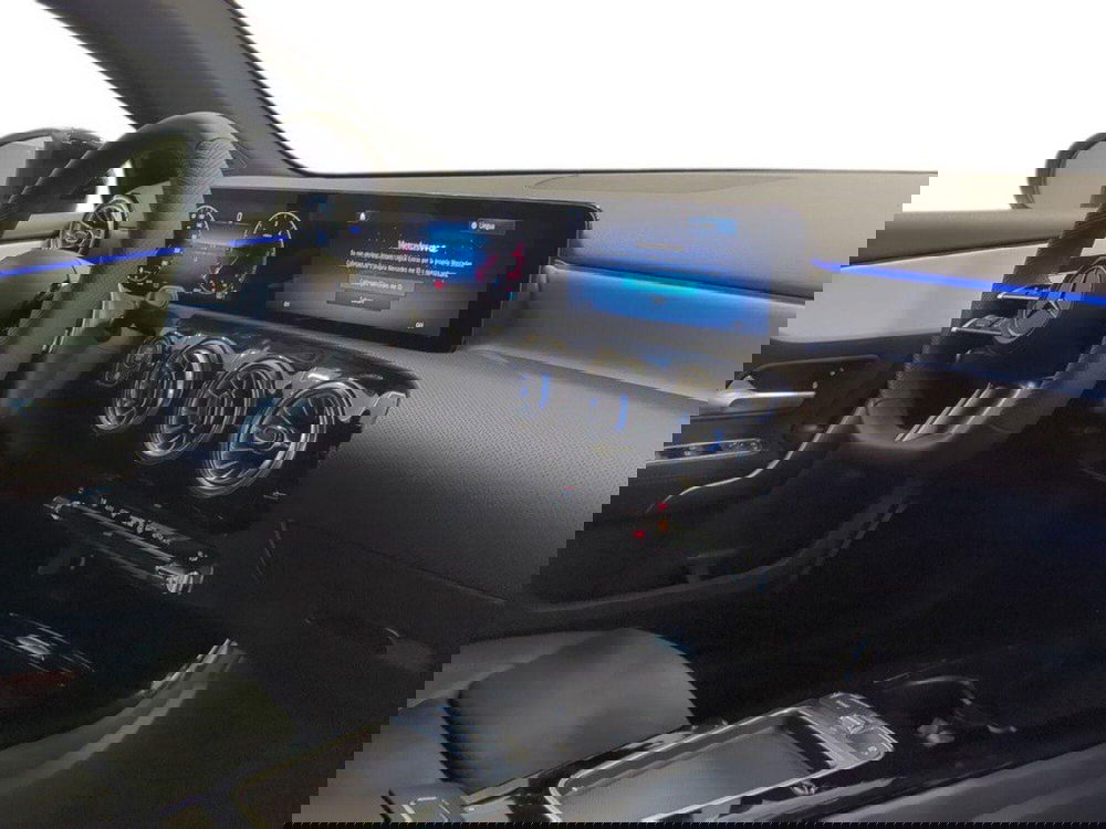 Mercedes-Benz Classe A Sedan nuova a Macerata (12)