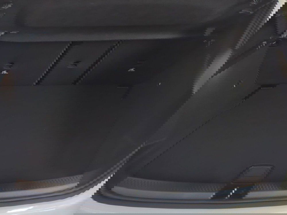 Mercedes-Benz Classe A Sedan nuova a Macerata (7)