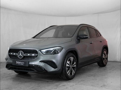 Mercedes-Benz GLA SUV 180 d Automatic Premium nuova a Montecosaro
