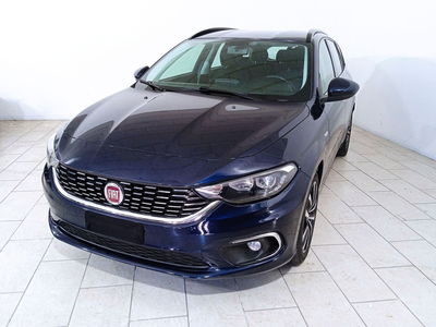 Fiat Tipo Station Wagon Tipo 1.6 Mjt S&amp;S SW Lounge del 2016 usata a Moncalieri