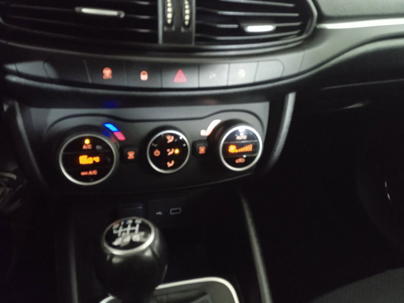 Fiat Tipo Station Wagon usata a Torino (11)