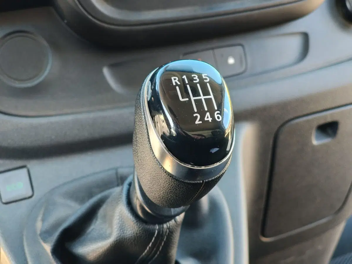 Renault Trafic Furgone usata a Brescia (10)
