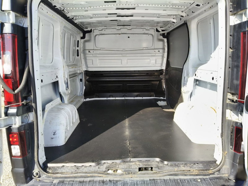 Renault Trafic Furgone usata a Brescia (8)