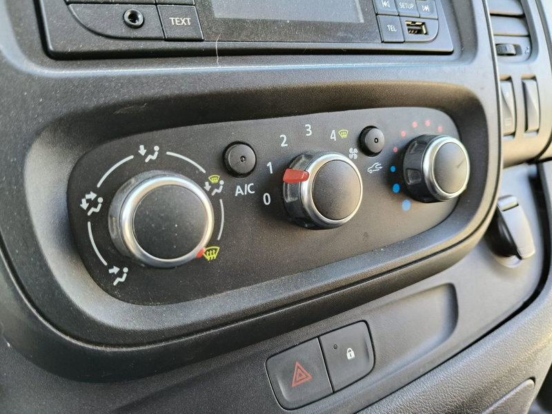 Renault Trafic Furgone usata a Brescia (9)