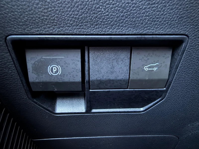 Dacia Bigster usata a Brescia (17)