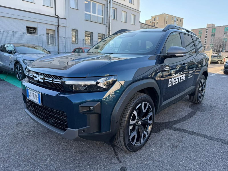 Dacia Bigster usata a Brescia (7)