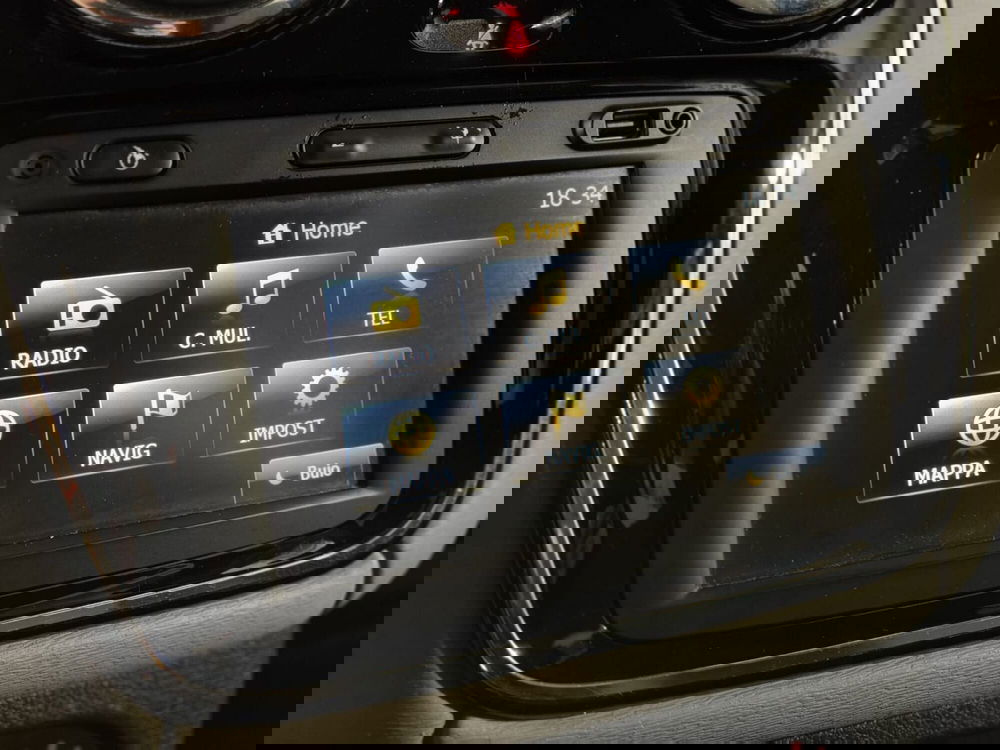 Dacia Lodgy usata a Brescia (19)