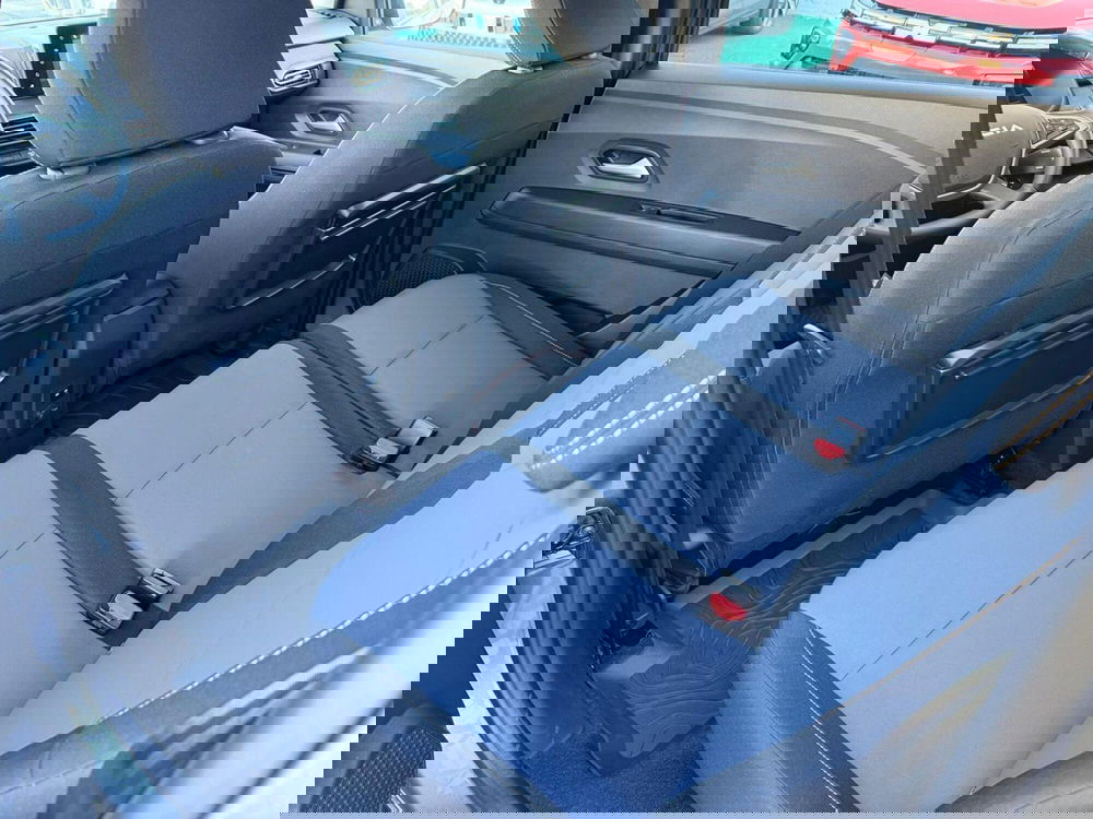 Dacia Jogger nuova a Brescia (14)