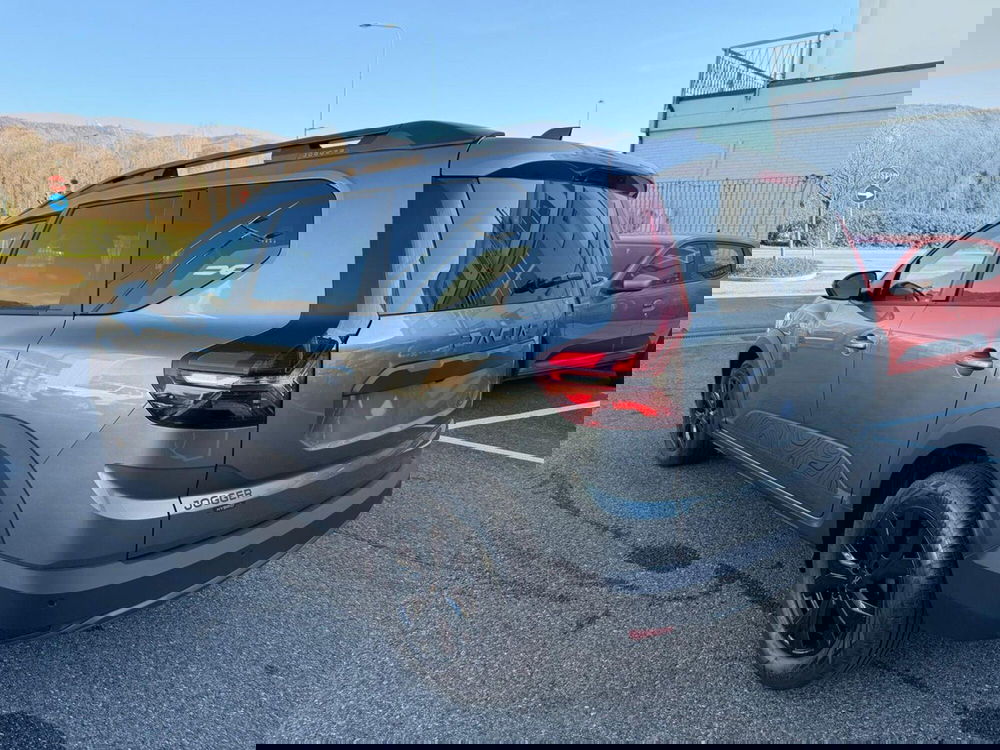 Dacia Jogger nuova a Brescia (6)