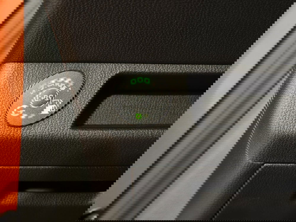 Renault Clio usata a Brescia (16)