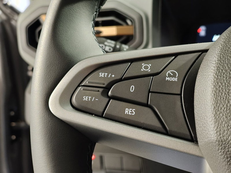 Dacia Bigster usata a Brescia (15)