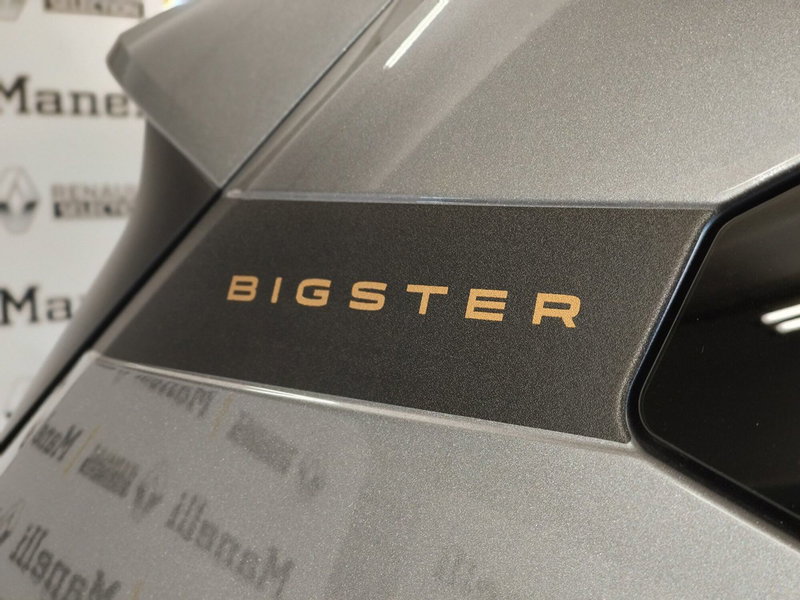 Dacia Bigster usata a Brescia (8)