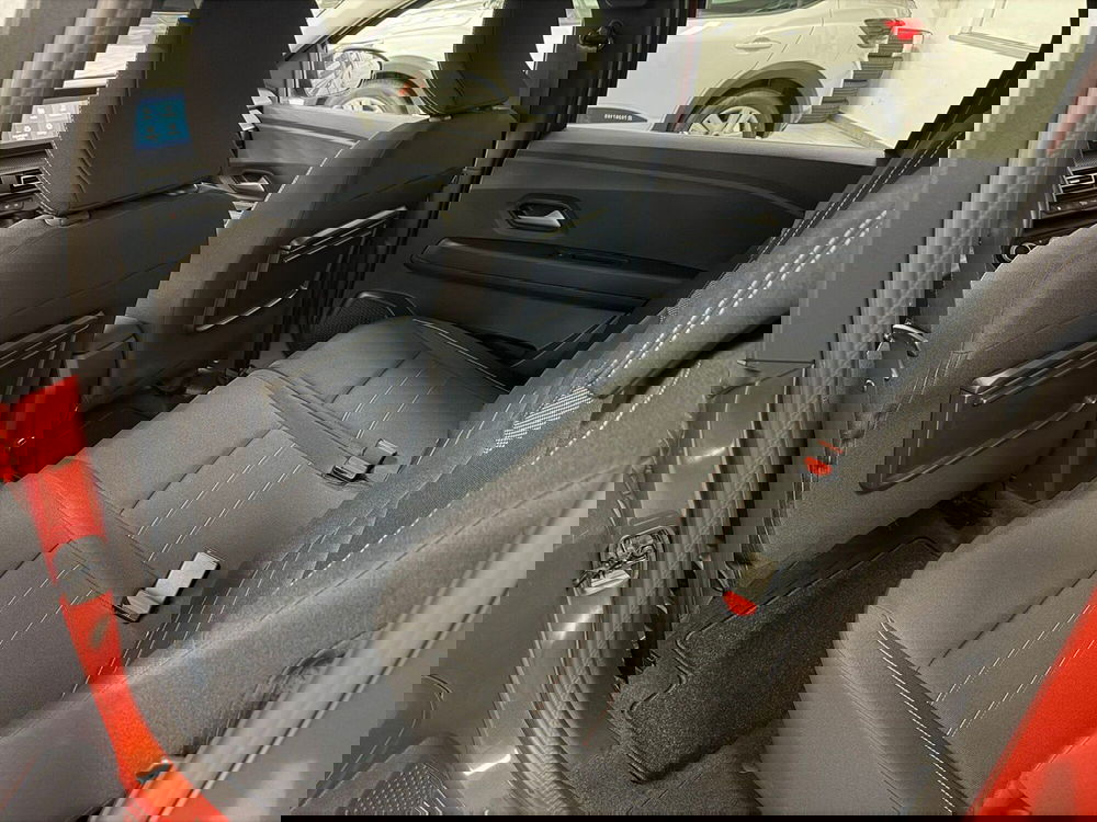 Dacia Jogger usata a Brescia (14)