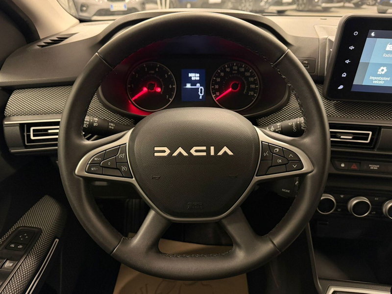 Dacia Jogger usata a Brescia (16)