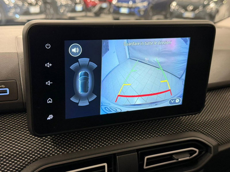 Dacia Jogger usata a Brescia (18)