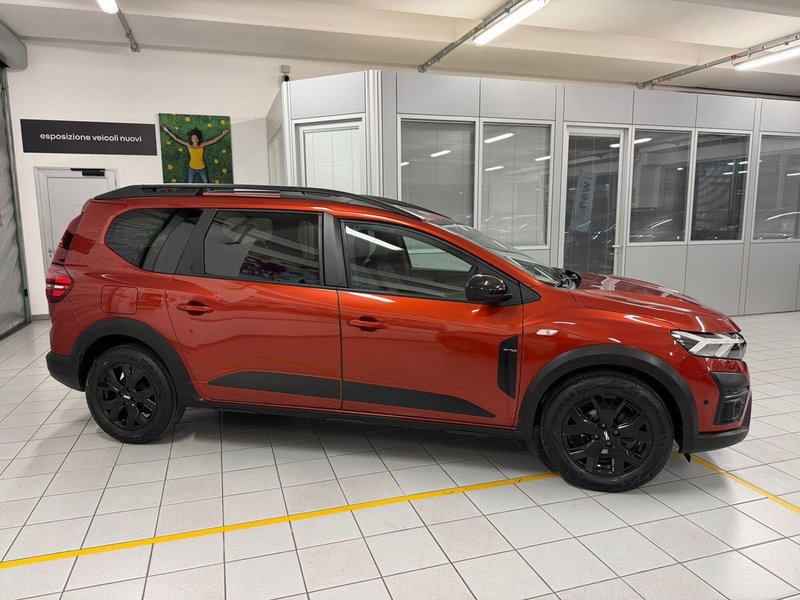 Dacia Jogger usata a Brescia (3)